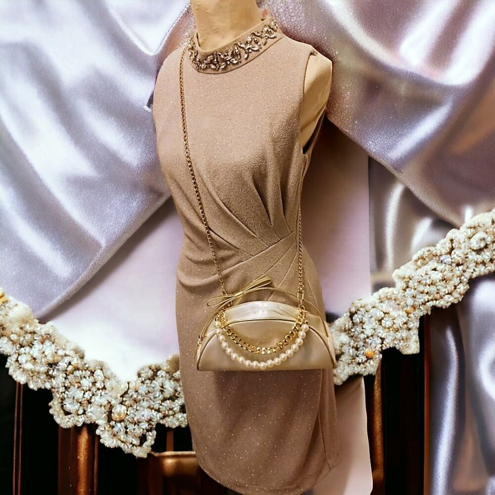 Dior Crossbody Bag WHITE CRESENT Bag PEARLS STRAND converted CD Cosmetic Wedding - Picture 7 of 16